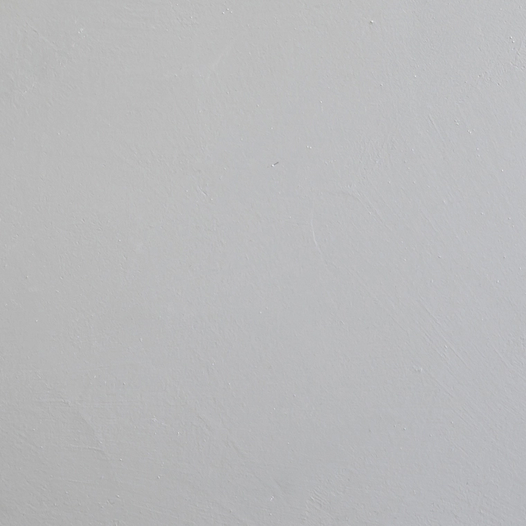 Smooth microcement finish